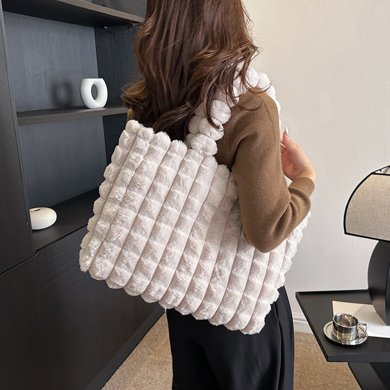Women's Winter Plaid Plush Tote – High-Capacity Handbag