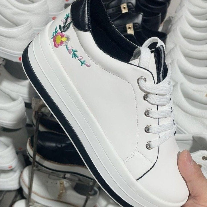 Women's Floral Embroidered Platform Sneakers